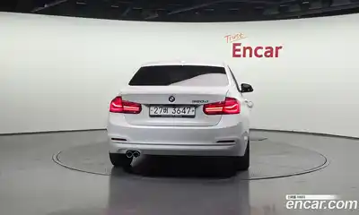 BMW 3-Series 2018 2.0 гидро, миниатюра 4