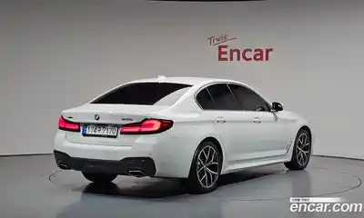 BMW 5-Series, 2022