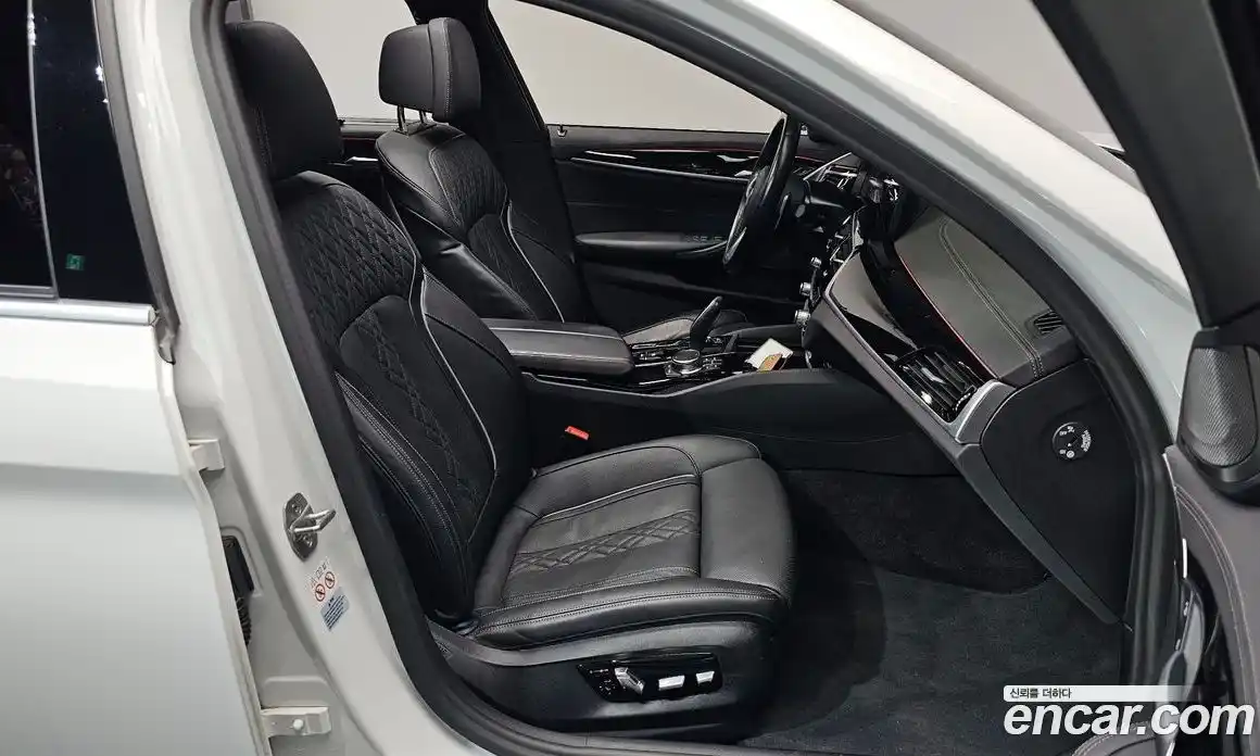 BMW 5-Series 2022 2.0 гидро, фото 15
