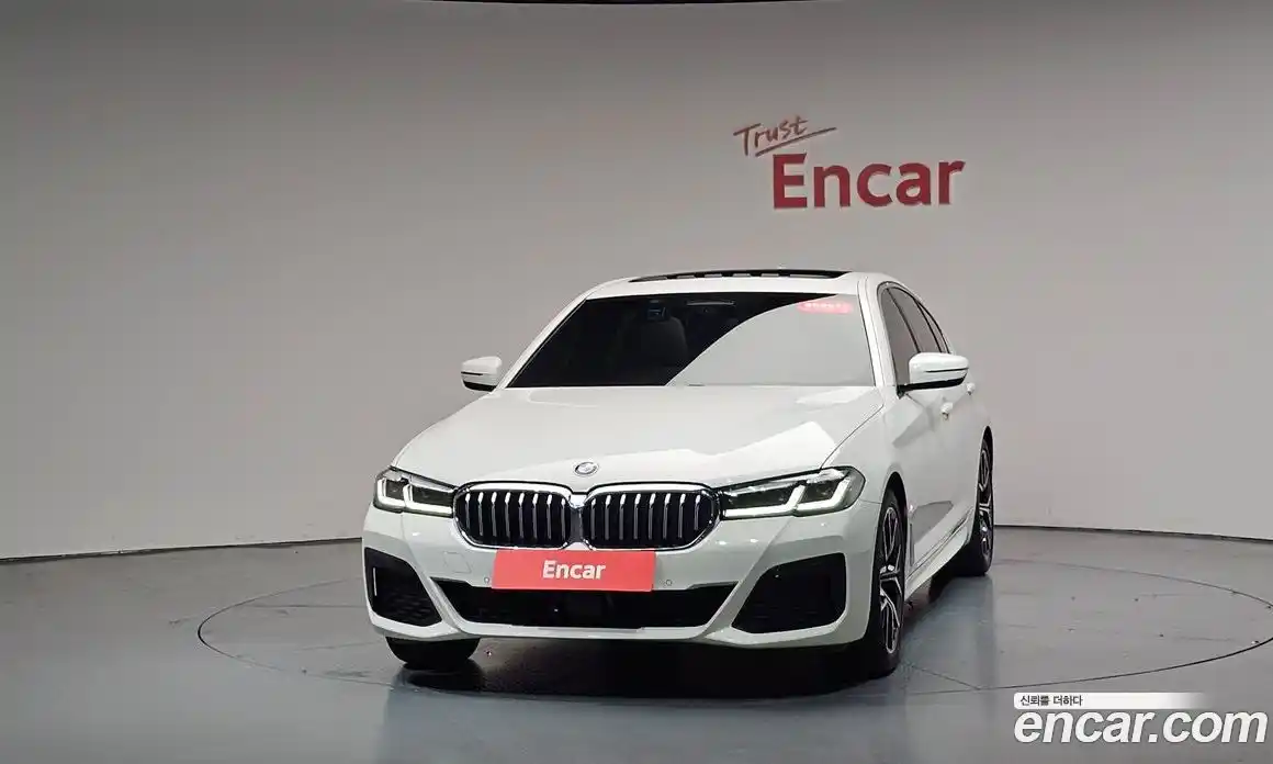 BMW 5-Series 2022 2.0 гидро, фото 2