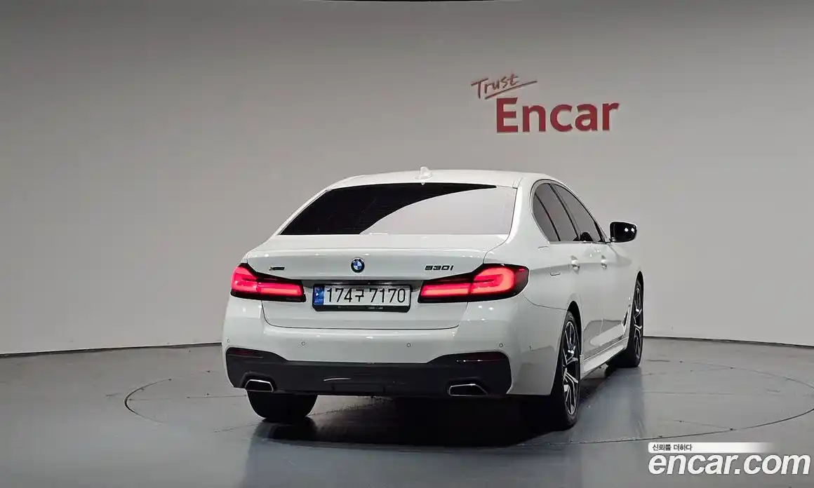 BMW 5-Series 2022 2.0 гидро, фото 3