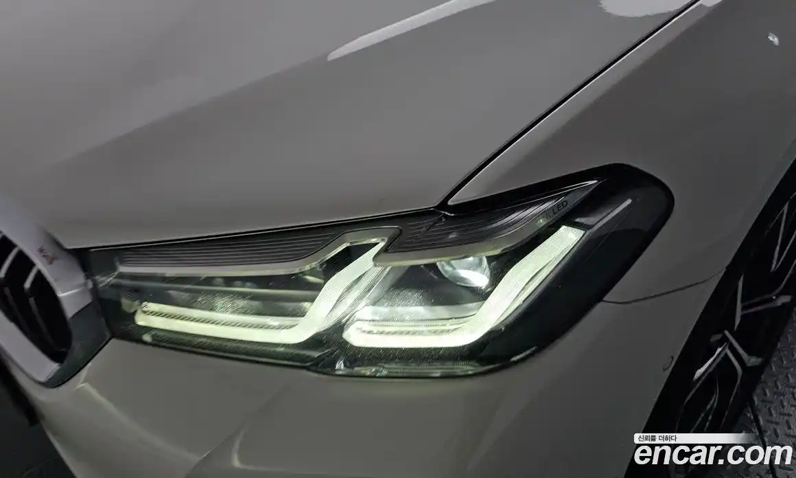 BMW 5-Series 2022 2.0 гидро, фото 7