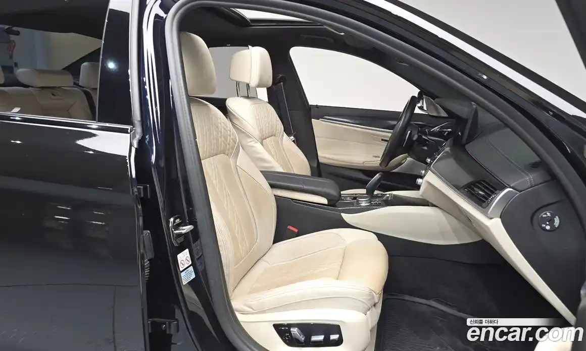 BMW 5-Series 2021 4.4 гидро, фото 17