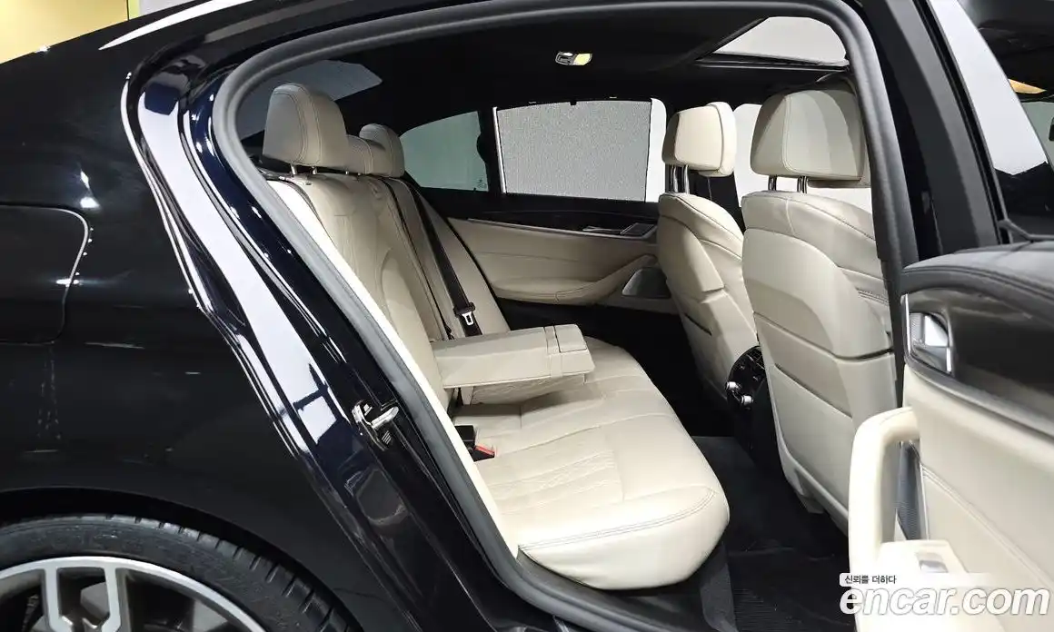 BMW 5-Series 2021 4.4 гидро, фото 18