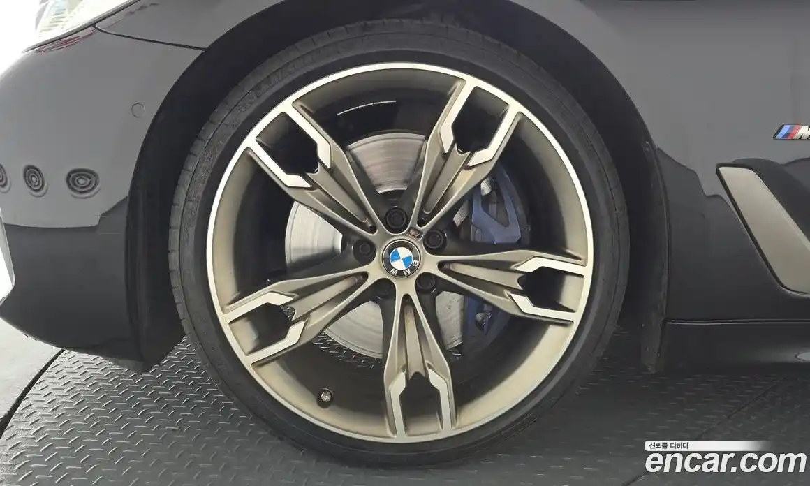 BMW 5-Series 2021 4.4 гидро, фото 5
