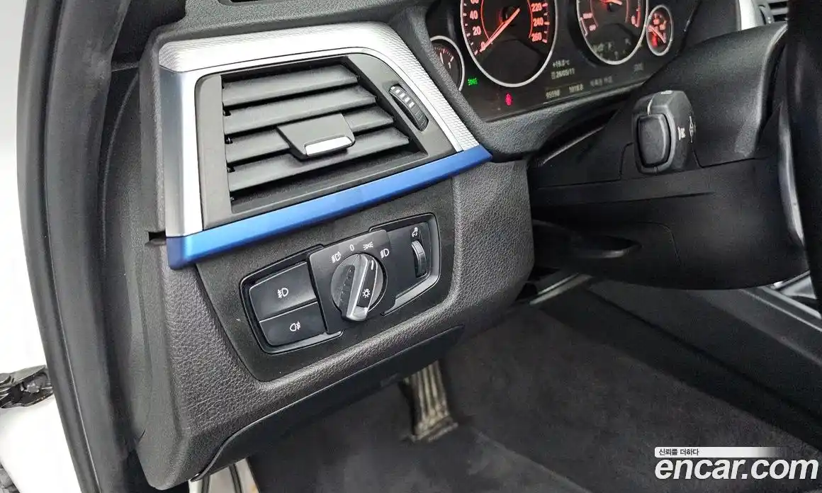 BMW 3-Series 2016 2.0 гидро, фото 18