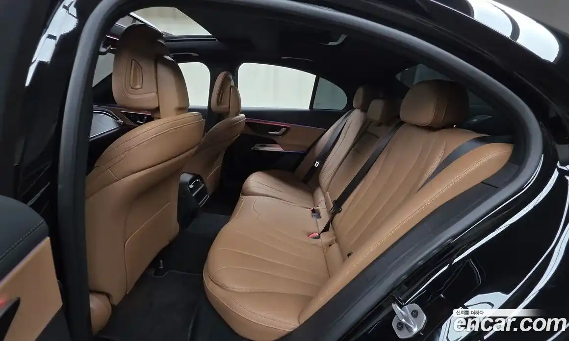 Mercedes-Benz E-Class 2025 2.0 гидро, фото 16
