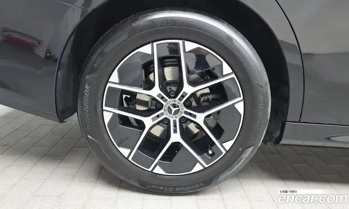 Mercedes-Benz E-Class 2025 2.0 гидро, фото 5