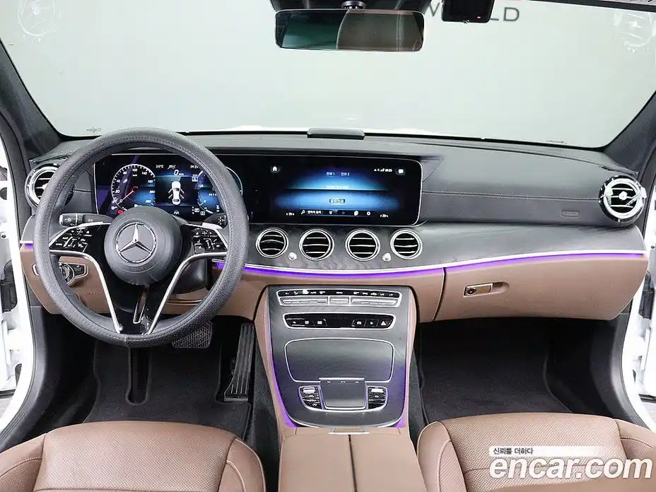 Mercedes-Benz E-Class 2023 2.0 гидро, фото 8