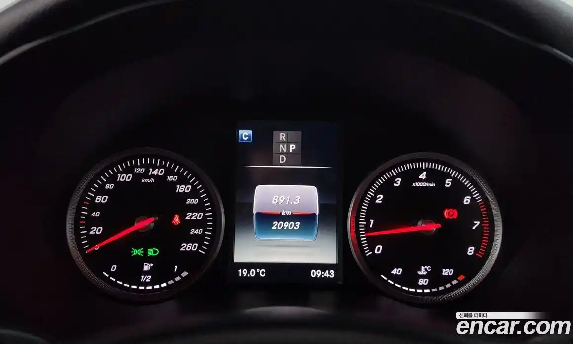 Mercedes-Benz GLC-Class 2019 2.0 автомат (гидро), фото 8