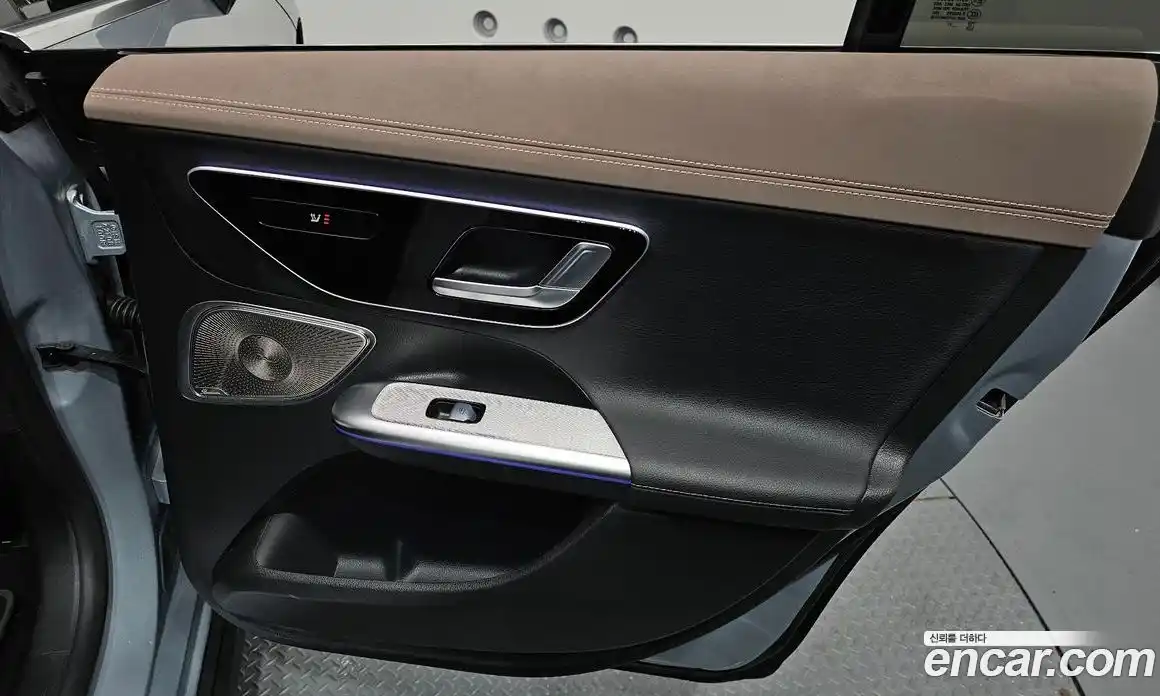 Mercedes-Benz EQE 2022 0.3 гидро, фото 15