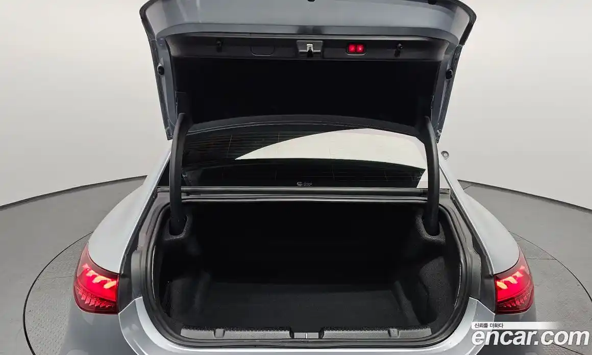Mercedes-Benz EQE 2022 0.3 гидро, фото 26