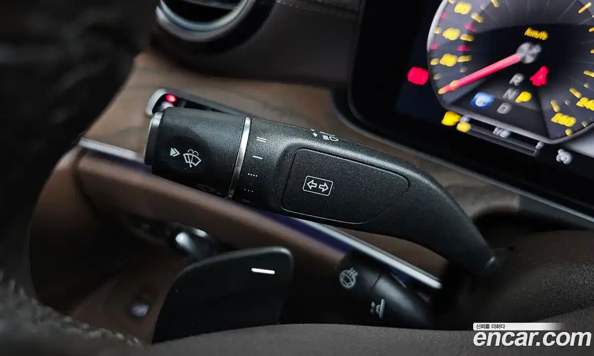 Mercedes-Benz E-Class 2019 2.0 гидро, фото 25