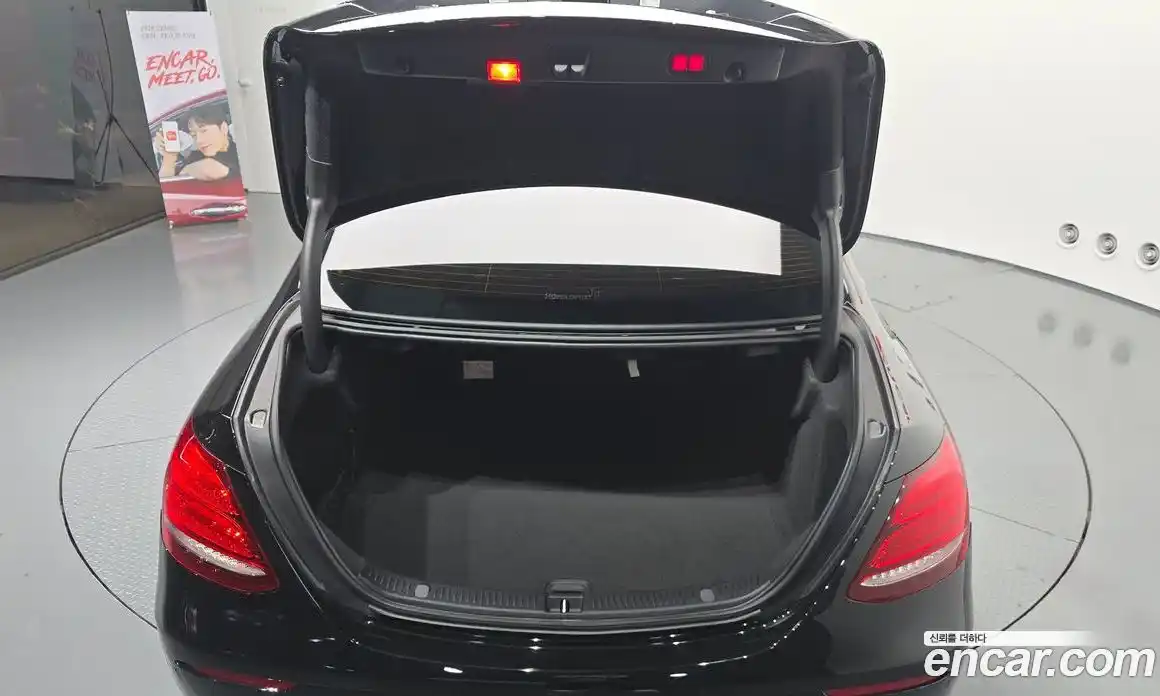 Mercedes-Benz E-Class 2019 2.0 гидро, фото 31