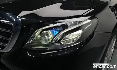 Mercedes-Benz E-Class 2019 2.0 гидро, миниатюра 8