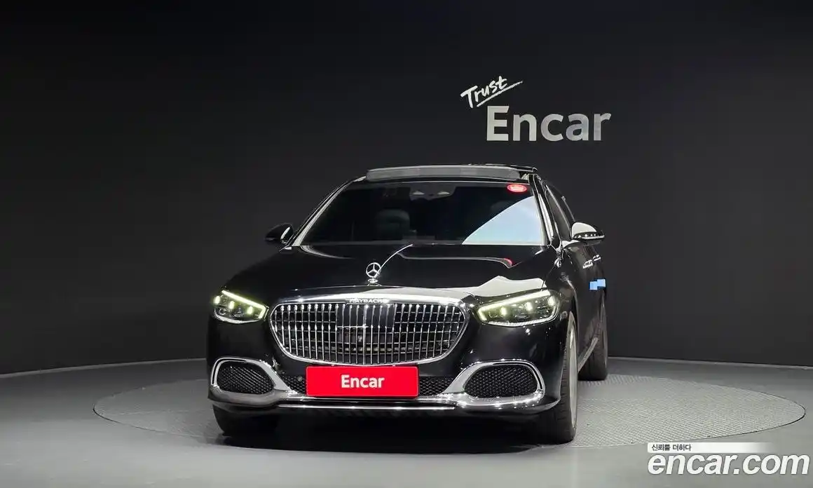 Mercedes-Benz S-Class 2023 4.0 гидро, фото 3