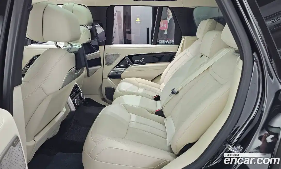 Land Rover Range Rover 2025 3.0 автомат (гидро), фото 4