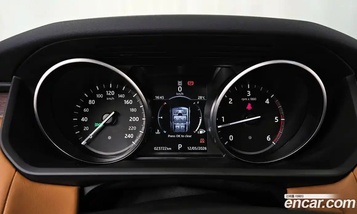 Land Rover Discovery 2017 3.0 автомат (гидро), фото 8