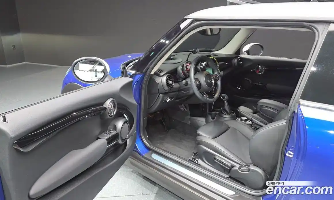 Mini Cooper 2019 1.5 автомат (гидро), фото 13