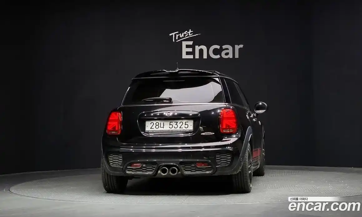 Mini Cooper 2019 2.0 автомат (гидро), фото 4