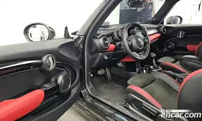 Mini Cooper 2019 2.0 автомат (гидро), миниатюра 10