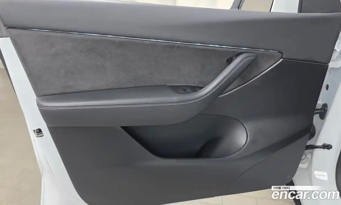 Tesla Model Y 2022 0.2 гидро, фото 14