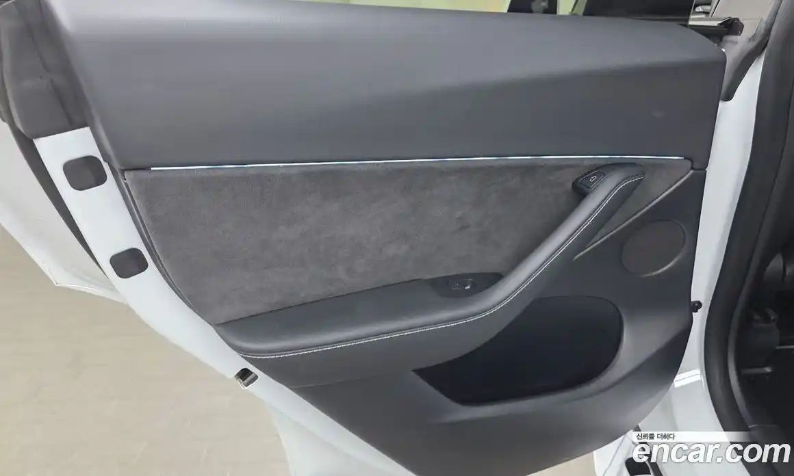 Tesla Model Y 2022 0.2 гидро, фото 15