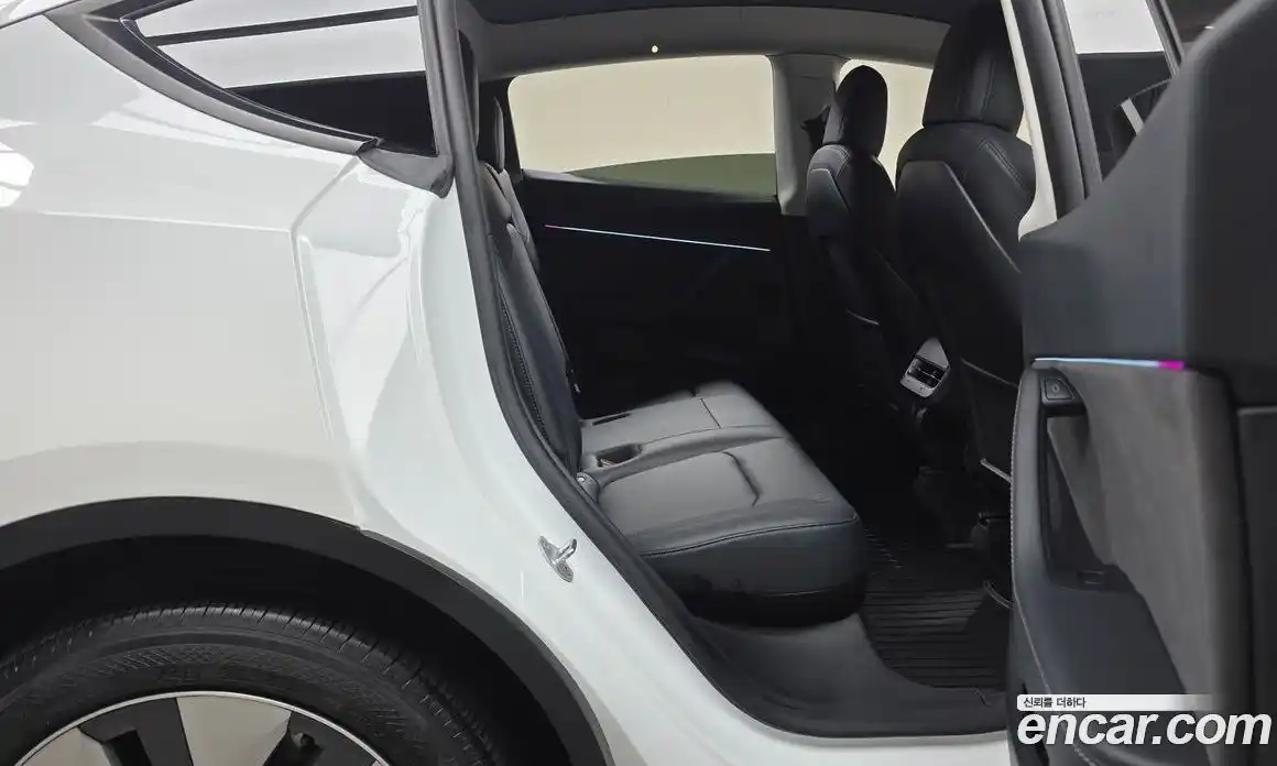 Tesla Model Y 2022 0.2 гидро, фото 18