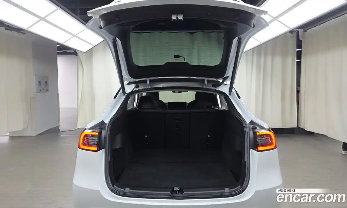 Tesla Model Y 2022 0.2 гидро, фото 26