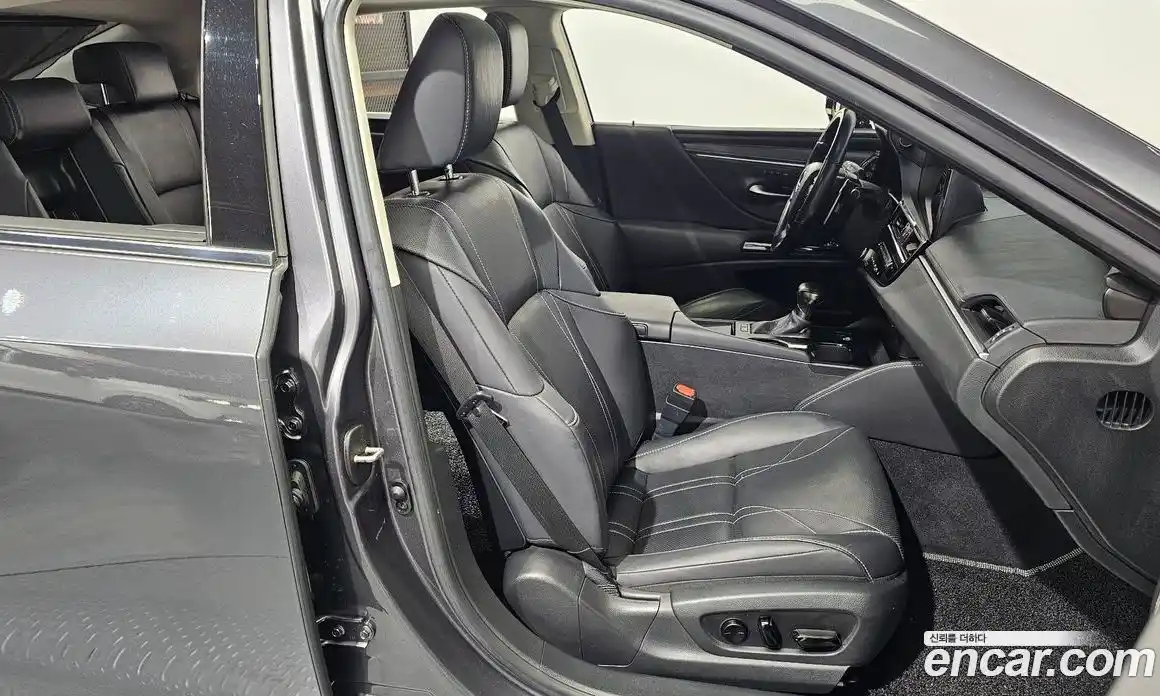 Lexus ES 2022 2.5 гидро, фото 12