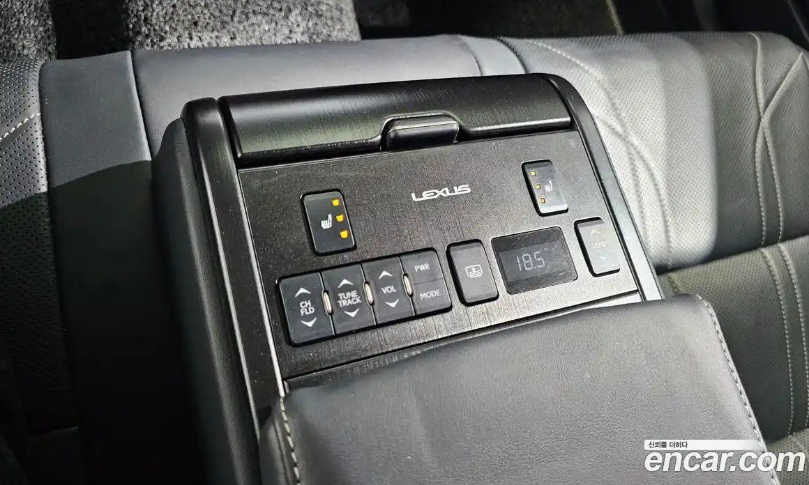 Lexus ES 2022 2.5 гидро, фото 16
