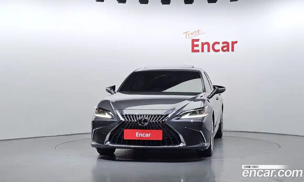 Lexus ES 2022 2.5 гидро, фото 3