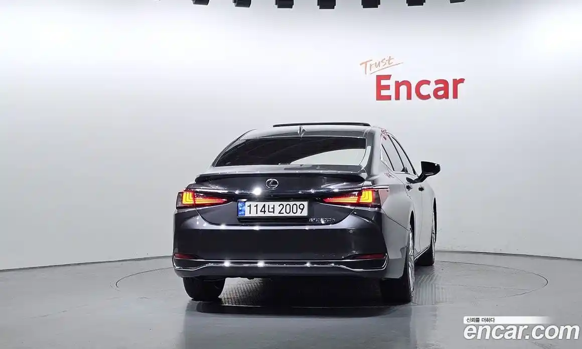 Lexus ES 2022 2.5 гидро, фото 4