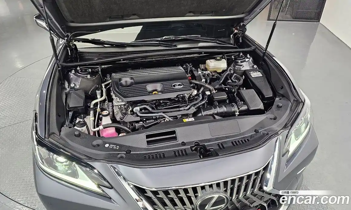 Lexus ES 2022 2.5 гидро, фото 6
