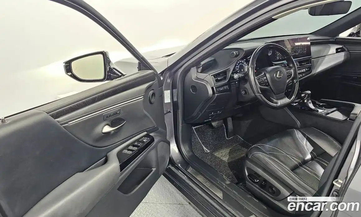 Lexus ES 2022 2.5 гидро, фото 10
