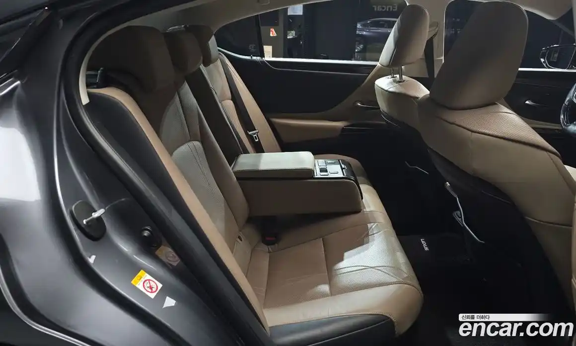 Lexus ES 2019 2.5 гидро, фото 12