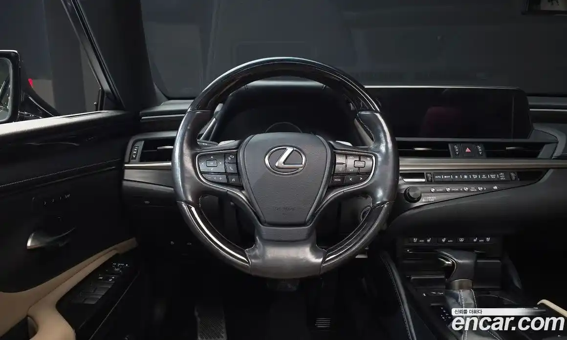 Lexus ES 2019 2.5 гидро, фото 13