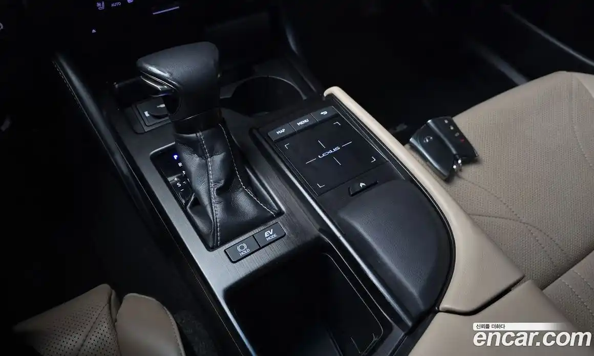 Lexus ES 2019 2.5 гидро, фото 9
