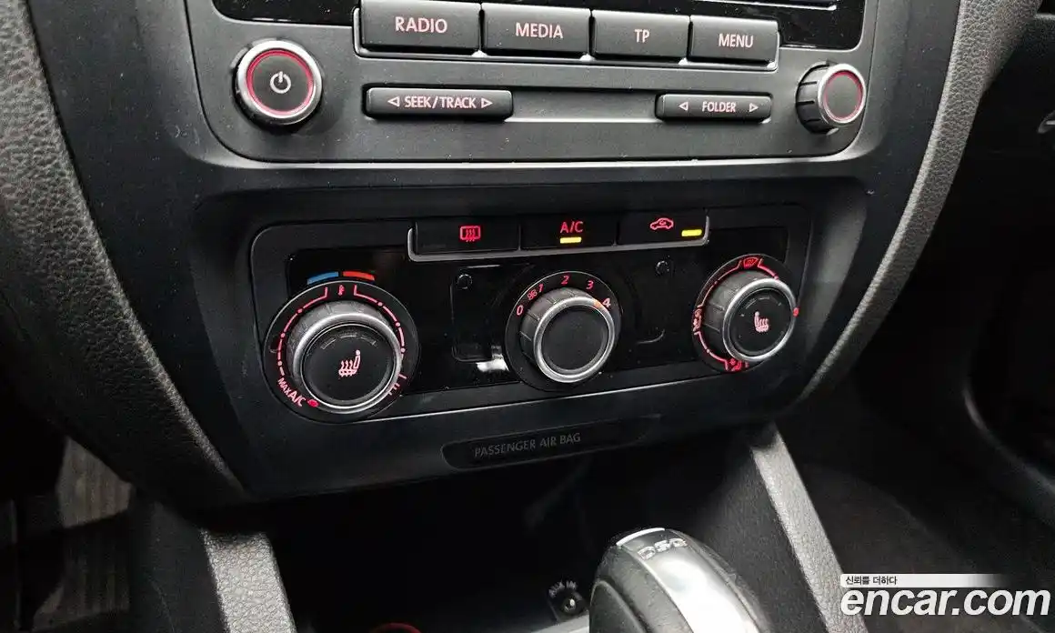 Volkswagen Jetta 2014 1.6 автомат (гидро), фото 15