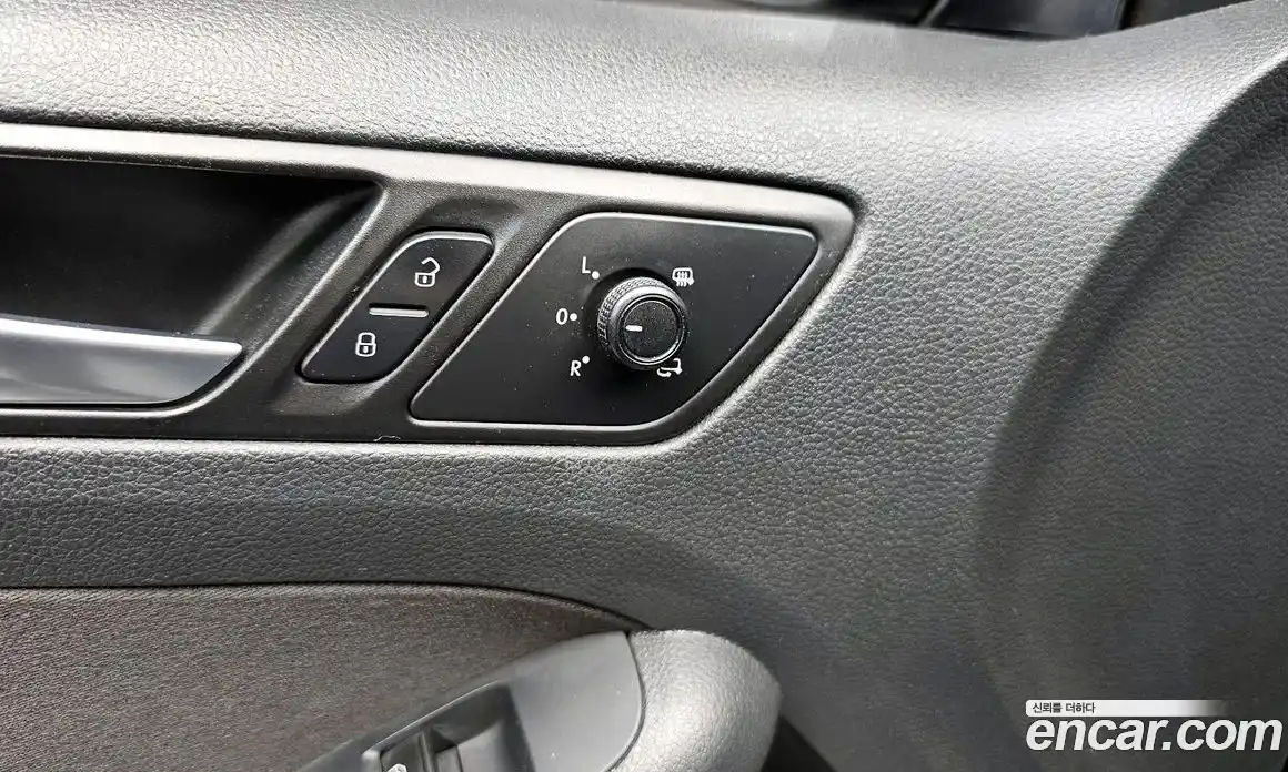Volkswagen Jetta 2014 1.6 автомат (гидро), фото 18