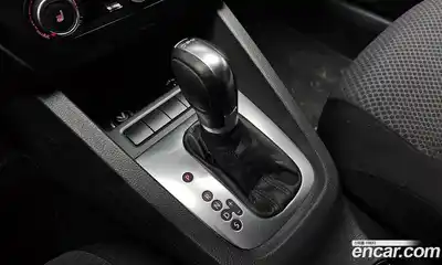 Volkswagen Jetta 2014 1.6 автомат (гидро), миниатюра 9