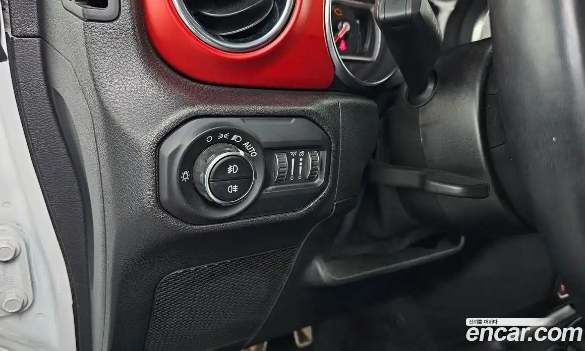 Jeep Wrangler 2021 2.0 автомат (гидро), фото 24