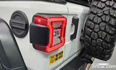 Jeep Wrangler 2021 2.0 автомат (гидро), миниатюра 9