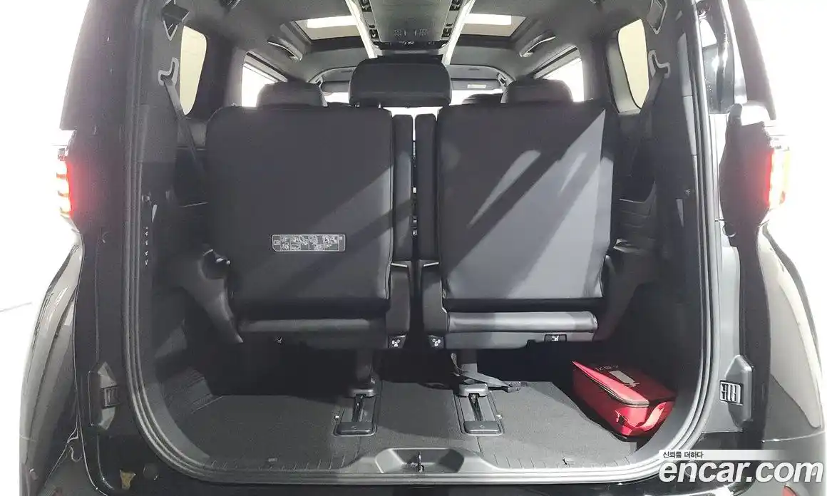 Toyota Alphard 2024 2.5 гидро, фото 17