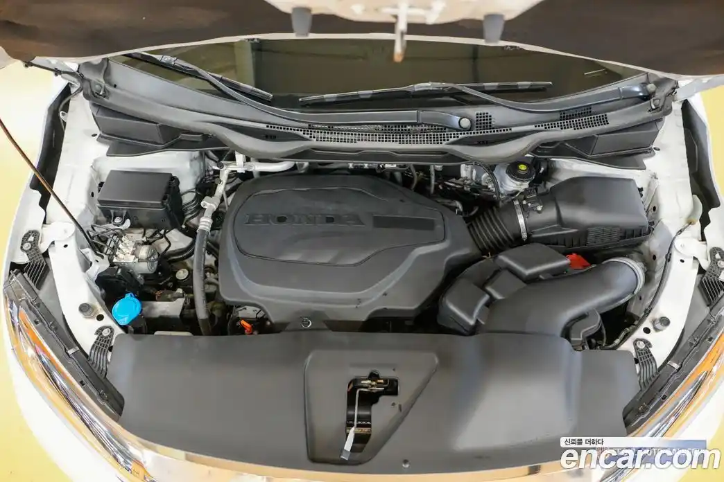 Honda Odyssey 2022 3.5 автомат (гидро), фото 4