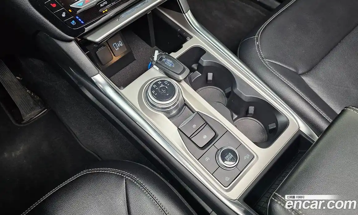 Ford Explorer 2023 2.3 автомат (гидро), фото 9