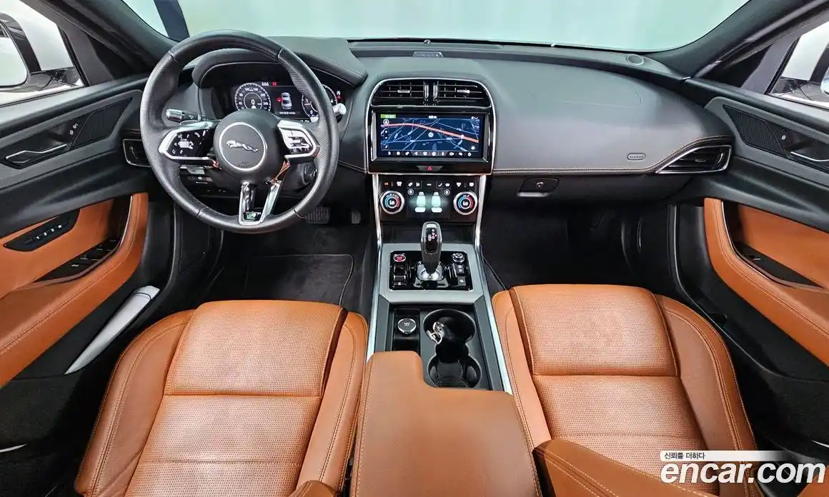 Jaguar XE 2020 2.0 гидро, фото 10