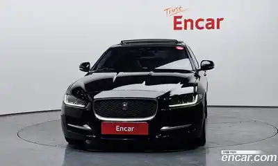 Jaguar XE 2015 2.0 гидро, миниатюра 3