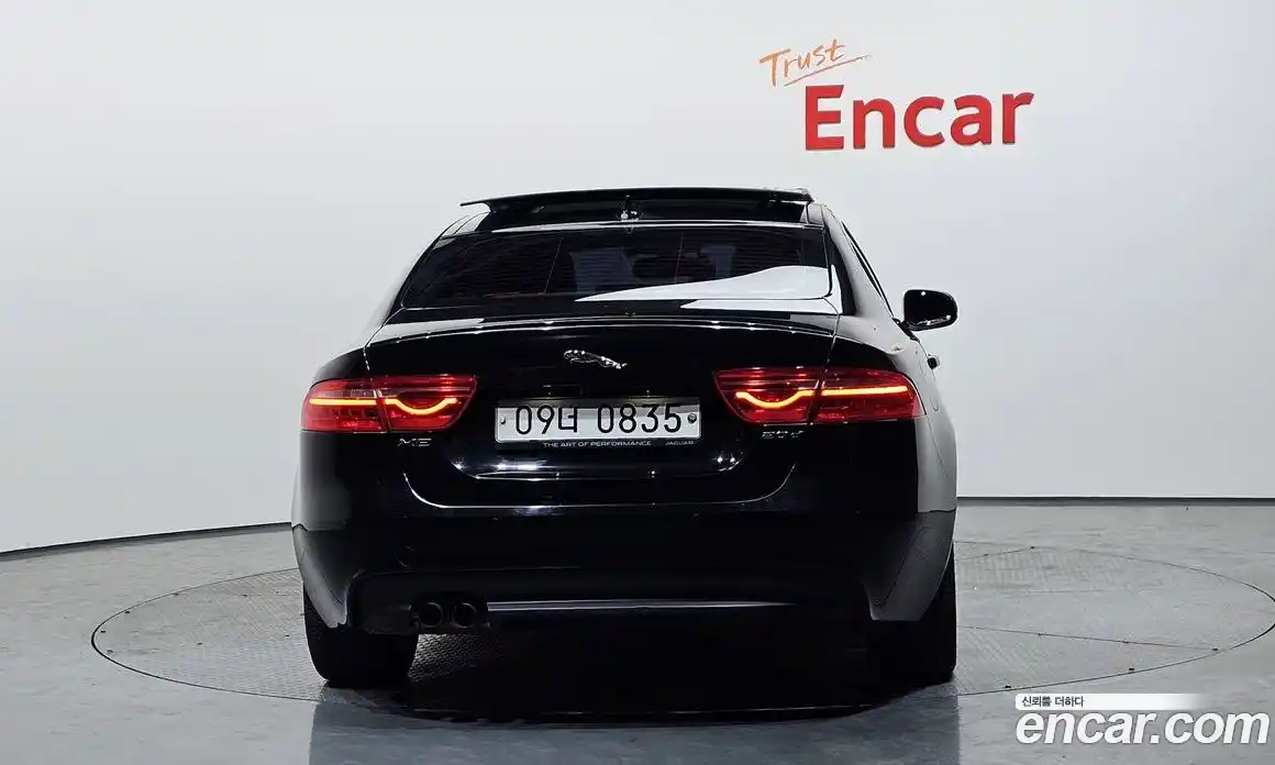 Jaguar XE 2015 2.0 гидро, фото 4