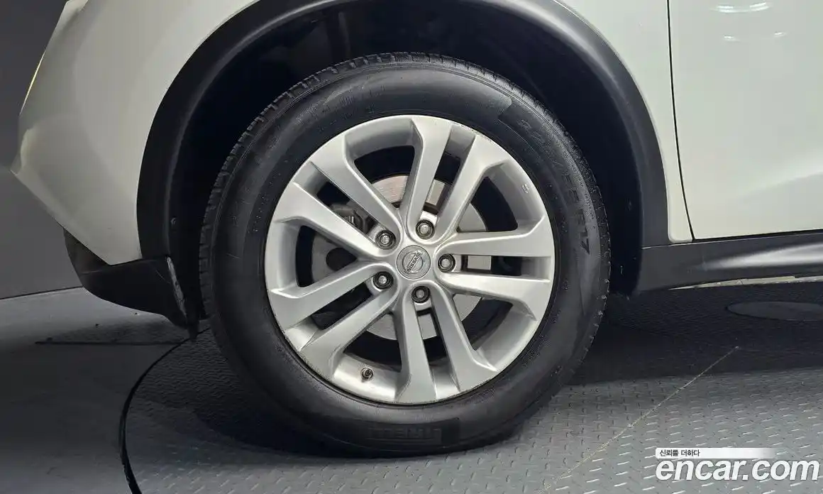 Nissan Juke 2017 1.6 гидро, фото 5
